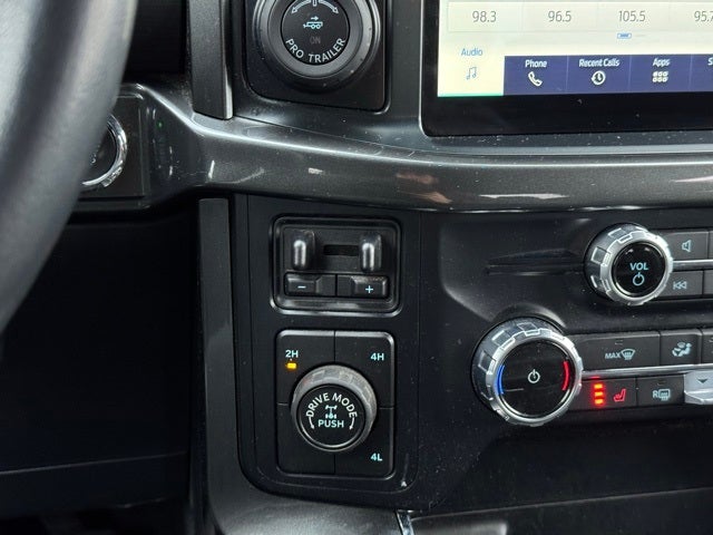 2022 Ford F-150 XLT w/ Power Slide Rear Window + Trailer Tow Package