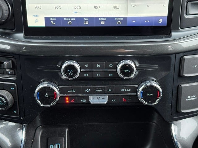 2022 Ford F-150 XLT w/ Power Slide Rear Window + Trailer Tow Package