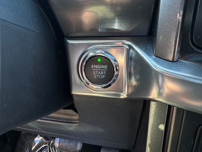 2023 Ford F-150 Lariat w/ 6.5' Box