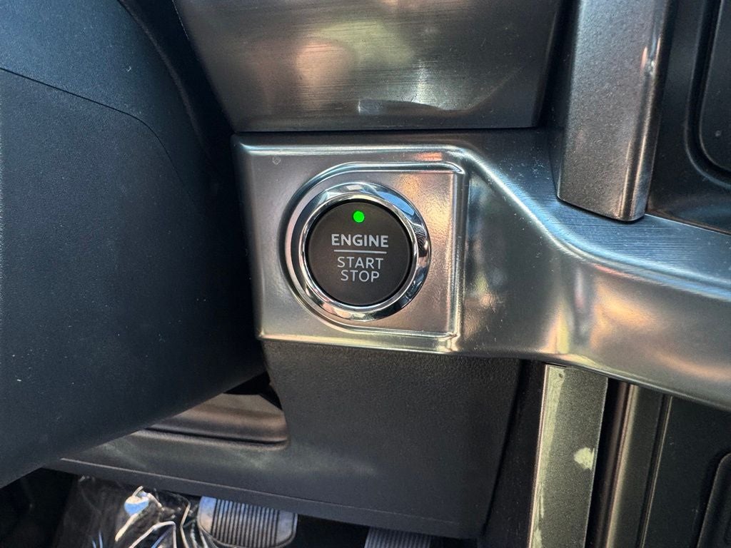 2023 Ford F-150 Lariat w/ 6.5' Box