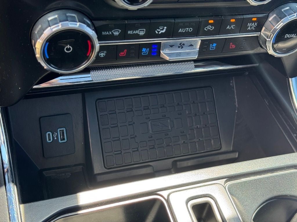 2023 Ford F-150 Lariat w/ 6.5' Box