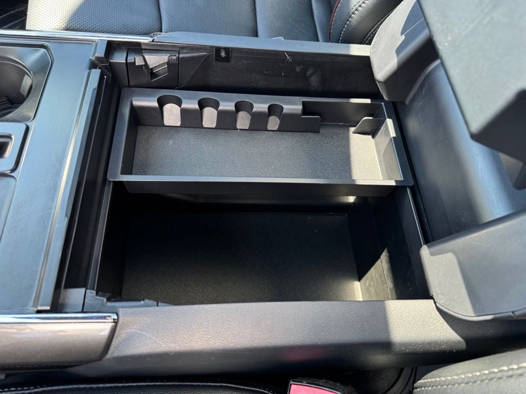 2023 Ford F-150 Lariat w/ 6.5' Box