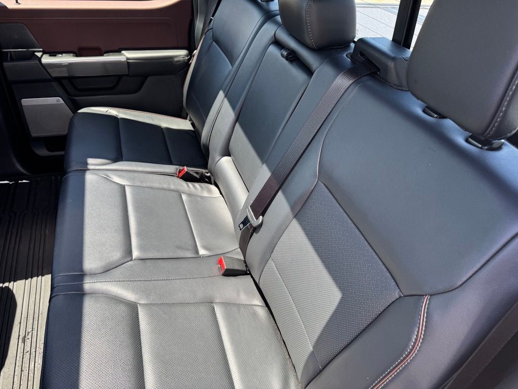 2023 Ford F-150 Lariat w/ 6.5' Box