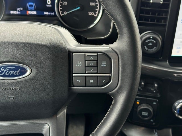 2023 Ford F-150 XLT w/ Twin Panel Moonroof + Trailer Tow Package