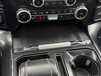 2023 Ford F-150 Lariat w/ Twin Panel Moonroof + 157" Wheelbase / 6.5' Box