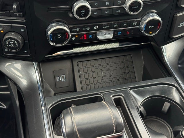 2023 Ford F-150 Lariat w/ Twin Panel Moonroof + 157" Wheelbase / 6.5' Box