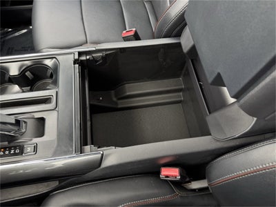 2023 Ford F-150 Lariat w/ Twin Panel Moonroof + 157" Wheelbase / 6.5' Box