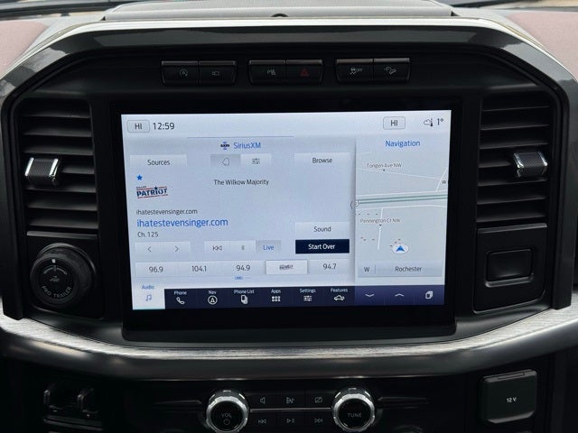 2023 Ford F-150 Lariat w/ Twin Panel Moonroof + 157" Wheelbase / 6.5' Box