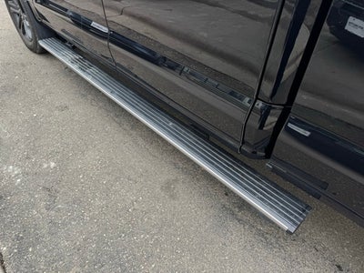 2023 Ford F-150 Lariat w/ Twin Panel Moonroof + 157" Wheelbase / 6.5' Box