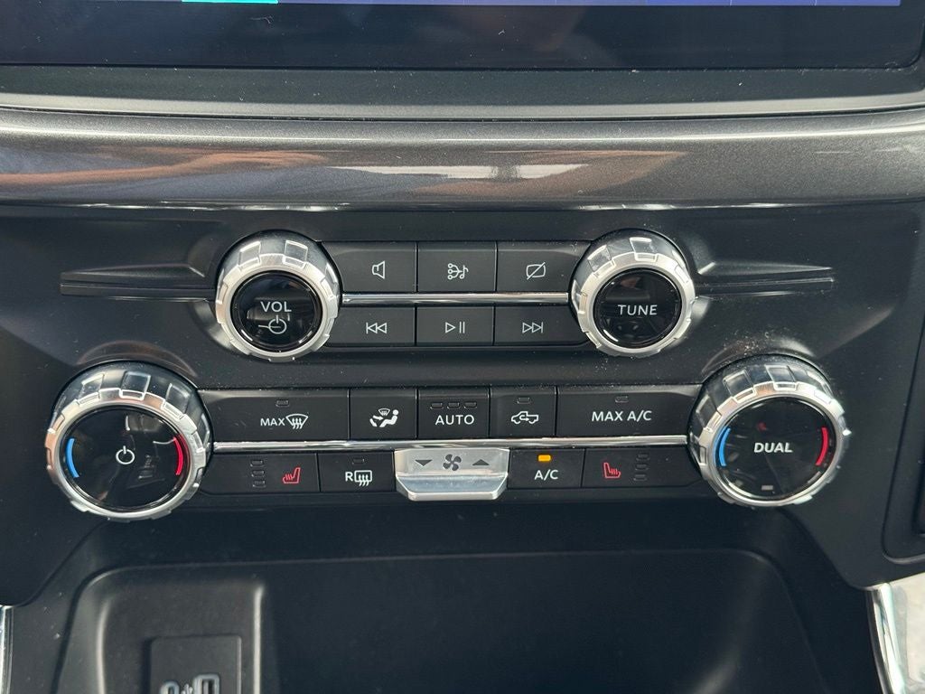 2023 Ford F-150 XLT w/ 6.5' Box