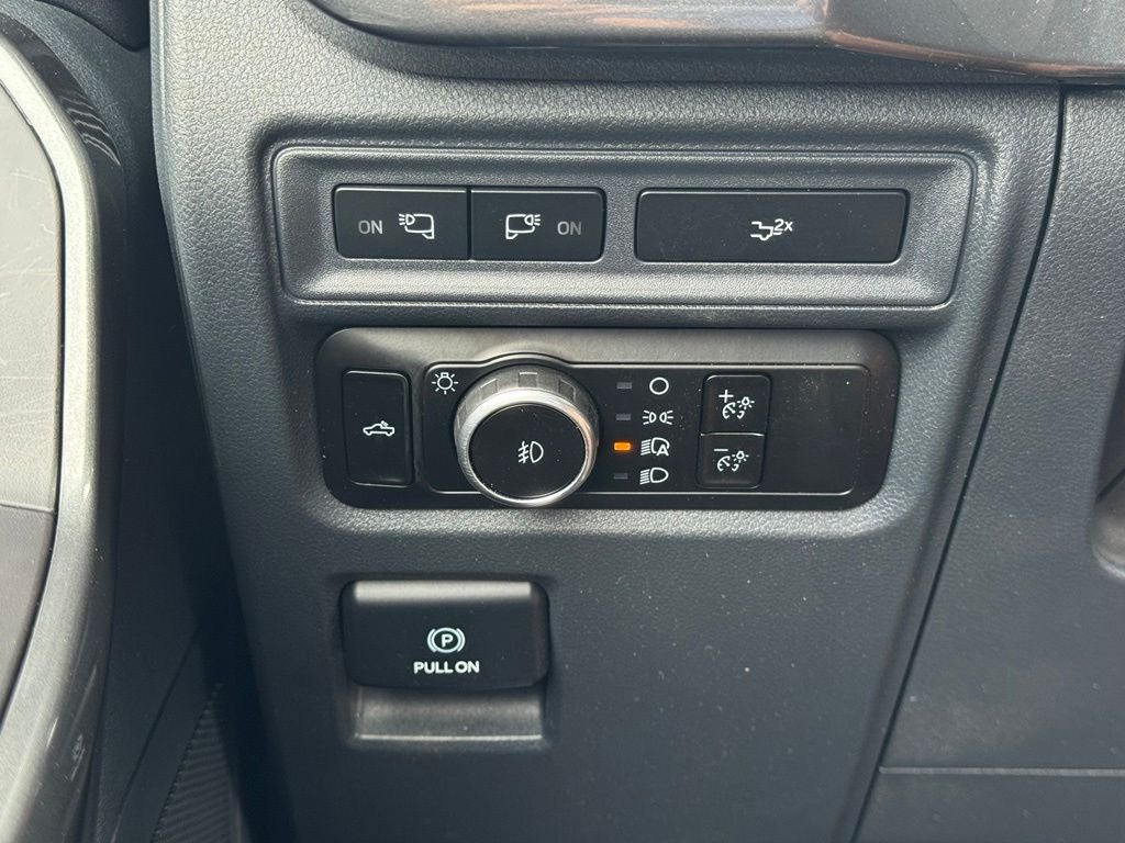 2023 Ford F-150 XLT w/ 6.5' Box