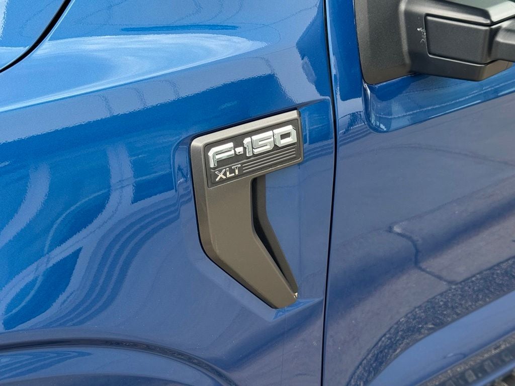 2023 Ford F-150 XLT w/ 6.5' Box
