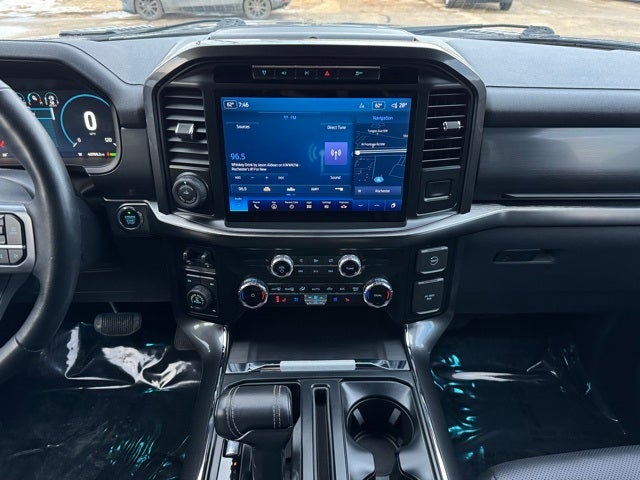 2023 Ford F-150 Lariat w/ Twin Panel Moonroof + 360 Camera