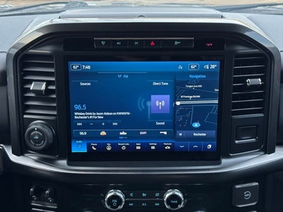 2023 Ford F-150 Lariat w/ Twin Panel Moonroof + 360 Camera