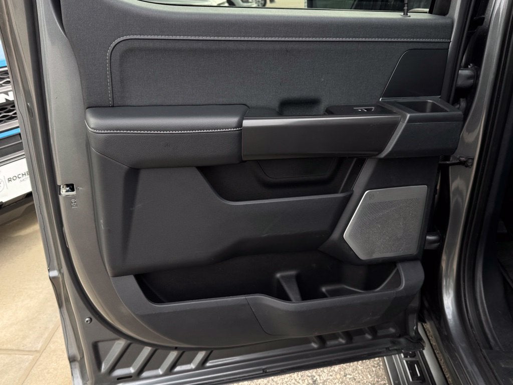 2024 Ford F-150 Lariat w/Twin Panel Roof