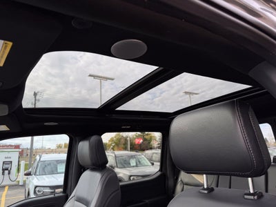 2024 Ford F-150 Lariat w/Twin Panel Roof