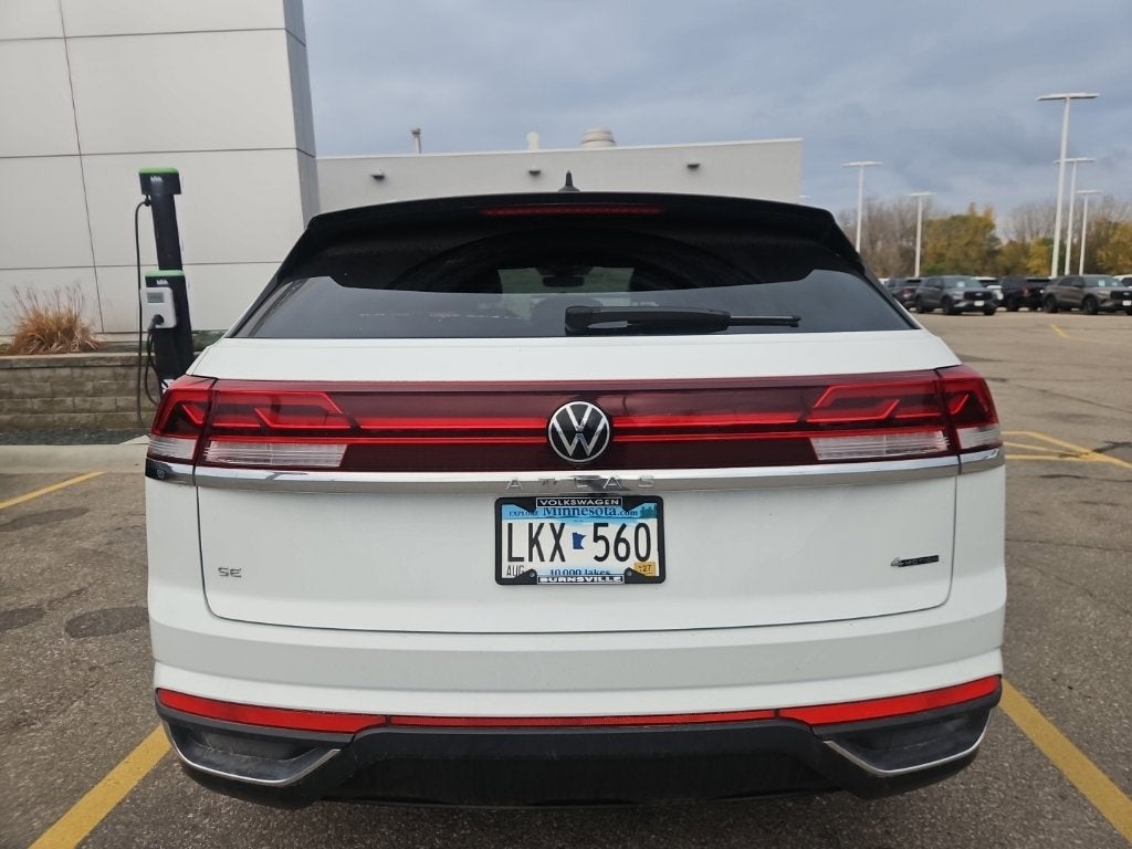 2024 Volkswagen Atlas Cross Sport 2.0T SE
