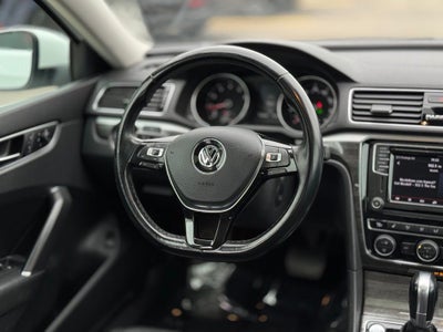 2018 Volkswagen Passat 2.0T SE