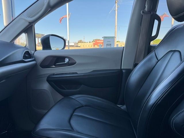 2020 Chrysler Voyager LXI