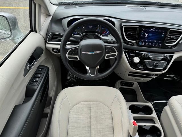 2019 Chrysler Pacifica Hybrid Touring Plus