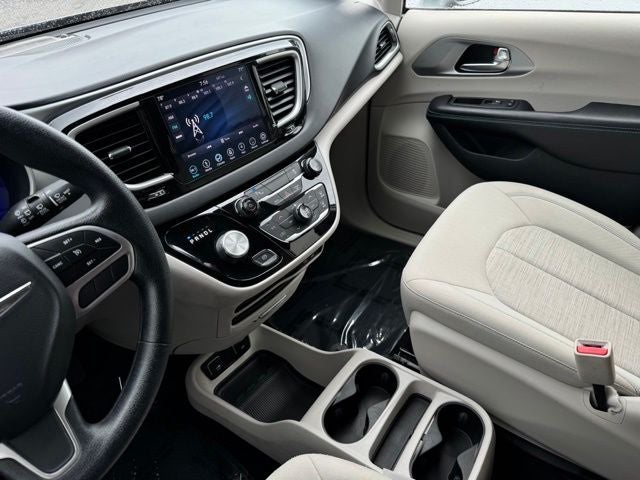 2019 Chrysler Pacifica Hybrid Touring Plus
