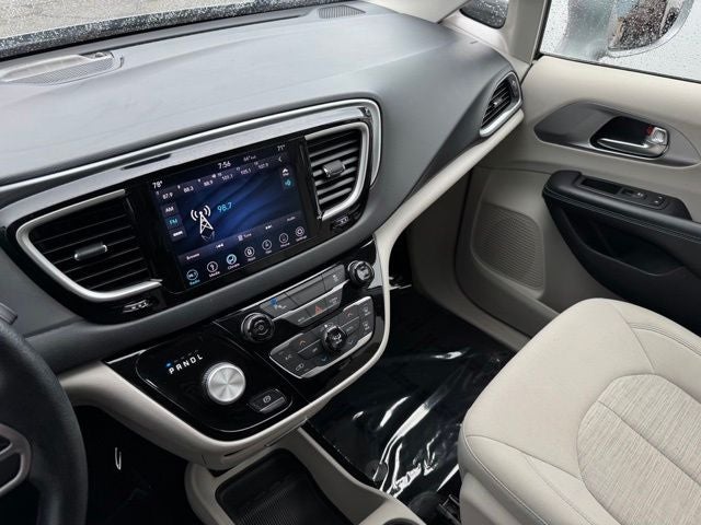 2019 Chrysler Pacifica Hybrid Touring Plus