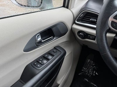 2019 Chrysler Pacifica Hybrid Touring Plus