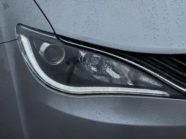 2019 Chrysler Pacifica Hybrid Touring Plus
