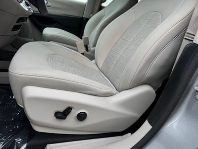 2019 Chrysler Pacifica Hybrid Touring Plus