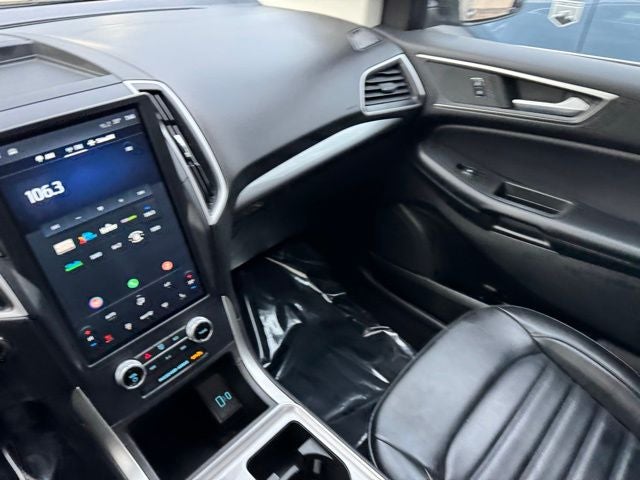 2023 Ford Edge SEL w/Heated Steering Wheel + Panoramic Vista Roof