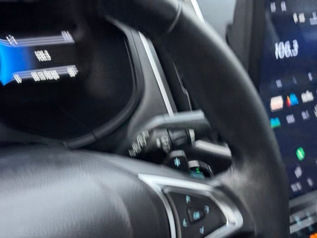 2023 Ford Edge SEL w/Heated Steering Wheel + Panoramic Vista Roof