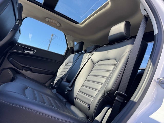 2023 Ford Edge SEL w/ Panoramic Moonroof + Heated Steering Wheel