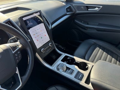 2023 Ford Edge SEL w/ Panoramic Moonroof + Heated Steering Wheel