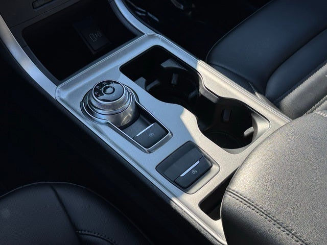 2023 Ford Edge SEL w/ Panoramic Moonroof + Heated Steering Wheel