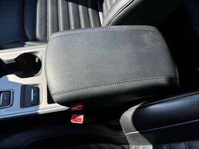 2023 Ford Edge SEL w/ Panoramic Moonroof + Heated Steering Wheel