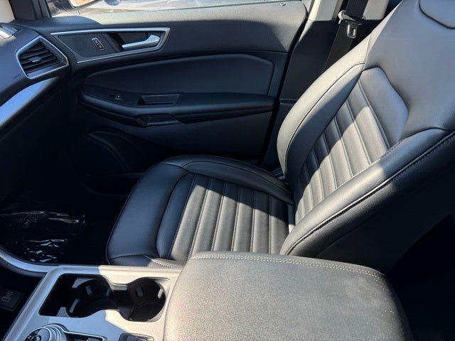 2023 Ford Edge SEL w/ Panoramic Moonroof + Heated Steering Wheel