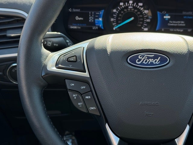2023 Ford Edge SEL w/ Panoramic Moonroof + Heated Steering Wheel