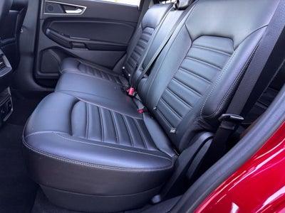 2024 Ford Edge SEL w/Panoramic Roof + Heated Steering Wheel