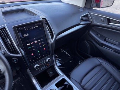 2024 Ford Edge SEL w/Panoramic Roof + Heated Steering Wheel