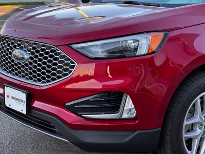 2024 Ford Edge SEL w/Panoramic Roof + Heated Steering Wheel