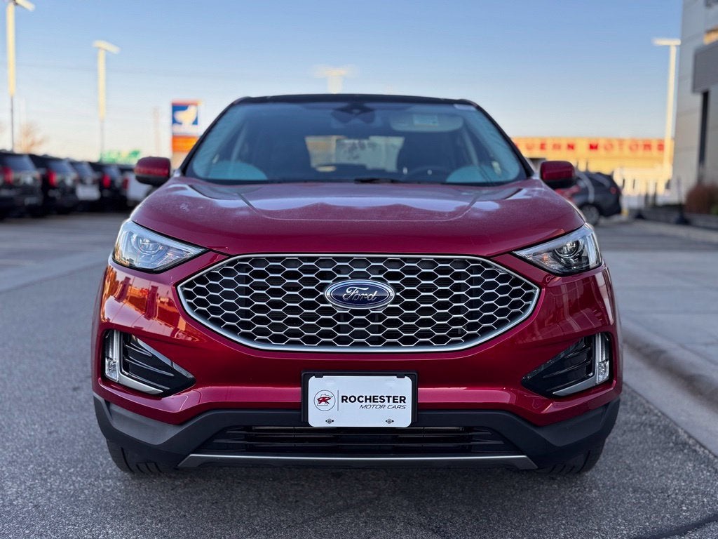 2024 Ford Edge SEL w/Panoramic Roof + Heated Steering Wheel