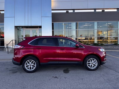 2024 Ford Edge SEL w/Panoramic Roof + Heated Steering Wheel