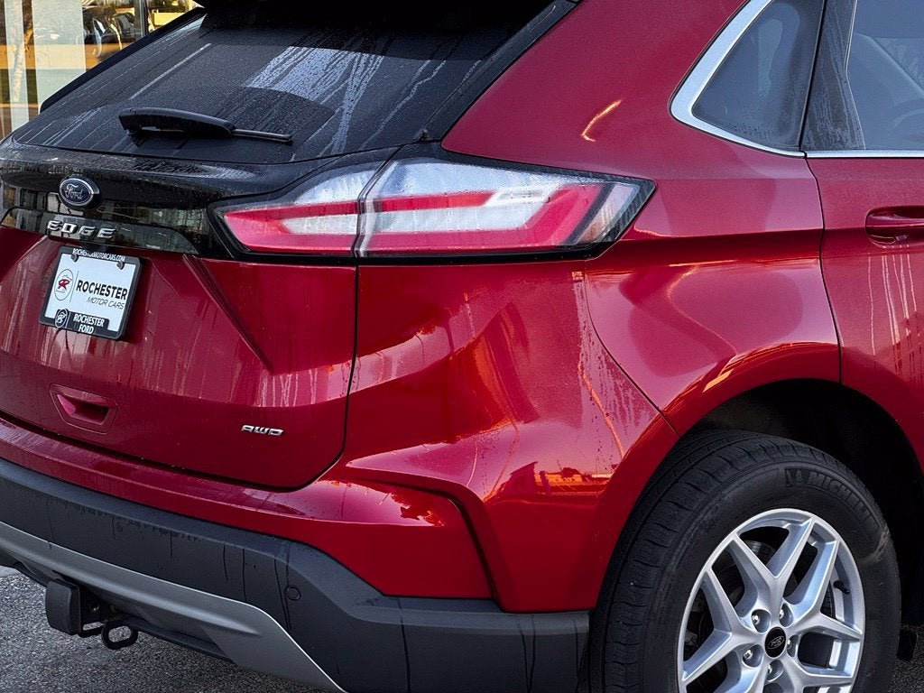 2024 Ford Edge SEL w/Panoramic Roof + Heated Steering Wheel