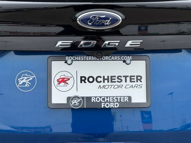 2023 Ford Edge SEL w/ Twin Panel Moonroof + Trailer Tow Package