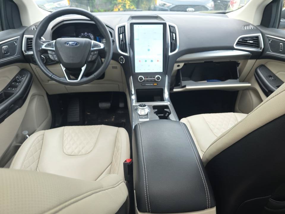 2024 Ford Edge Titanium w/Panoramic Roof
