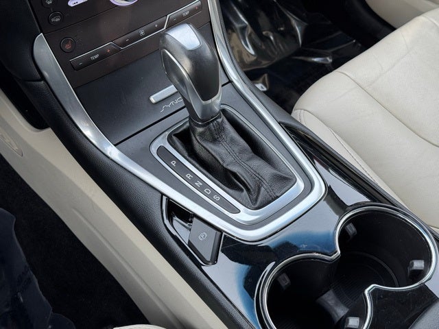 2017 Ford Edge Titanium w/ Navigation + Intelligent Access