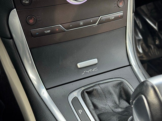 2017 Ford Edge Titanium w/ Navigation + Intelligent Access