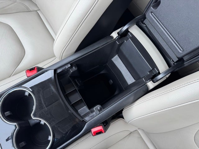 2017 Ford Edge Titanium w/ Navigation + Intelligent Access