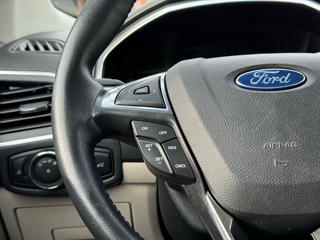 2017 Ford Edge Titanium w/ Navigation + Intelligent Access