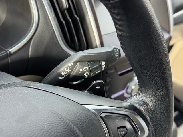 2017 Ford Edge Titanium w/ Navigation + Intelligent Access